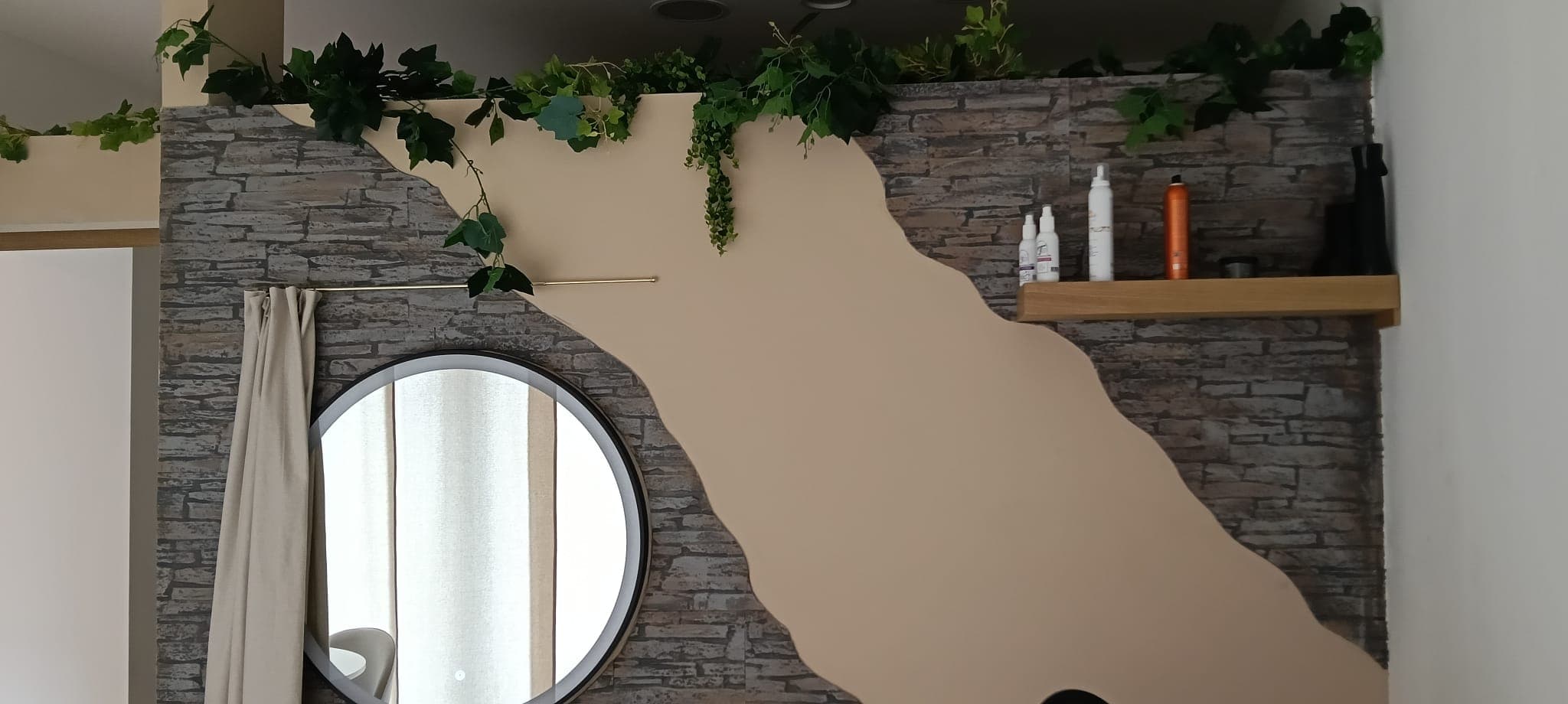 Interno del centro Gioia Capelli a Brivio